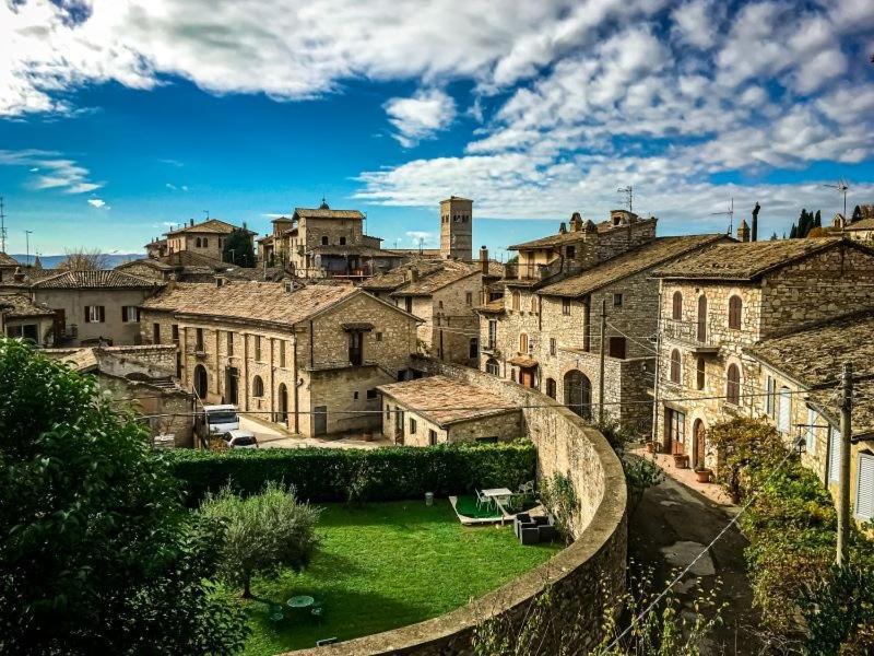 Monolocale L'Anfiteatro Romano Ассізі Екстер'єр фото